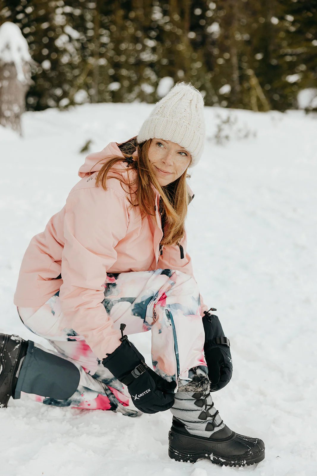 WOMEN'S ADULT SIZE 3X (24W-26W) ARCTIX 5K WINTER SKI AND SNOWBOARD PANTS